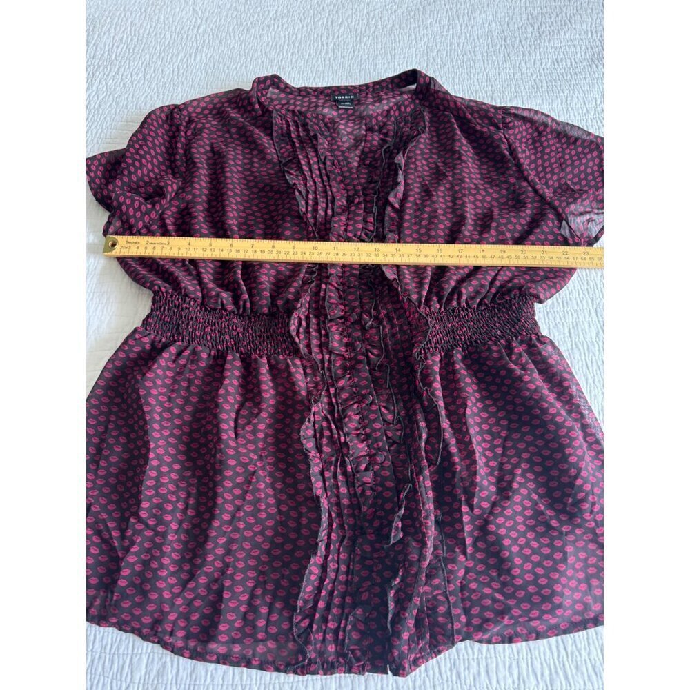 Torrid Women's Sheer Ruffled Button Down Blouse Smocking SZ 3 (22-24) Black Red - Picture 9 of 10
